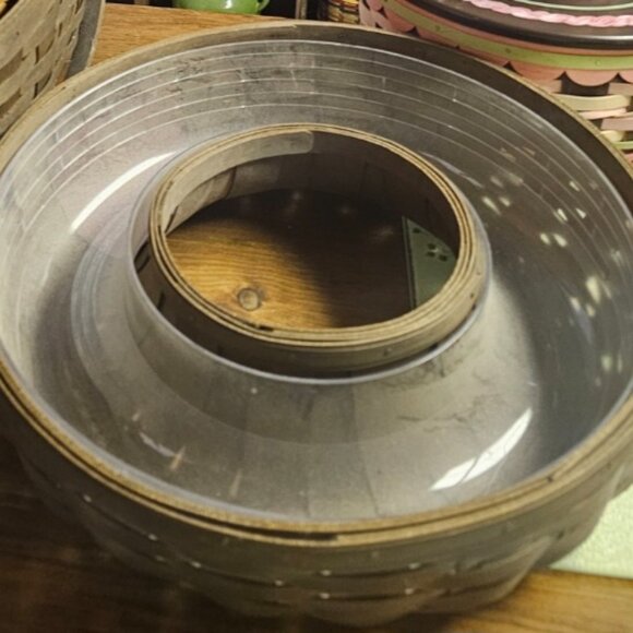 Longaberger wreath basket - Picture 2 of 2